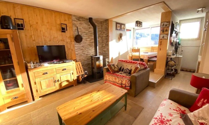 Guillaumes Apartment | 06BC - Valberg ski station : 4-person apartment 300m from the slopes