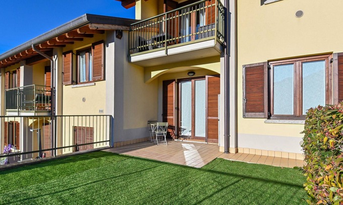 Costa Volpino Apartment | 0905BG - Casa Pierina