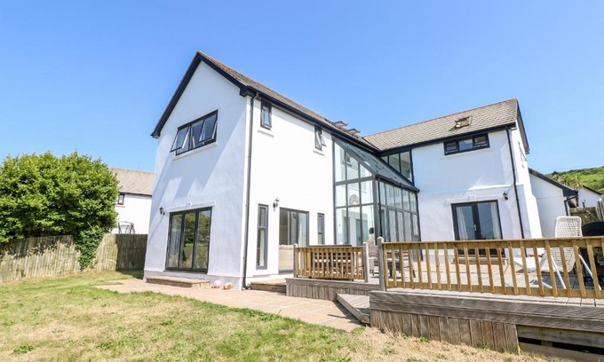 Llangennith House | 1 Atlantic Haven