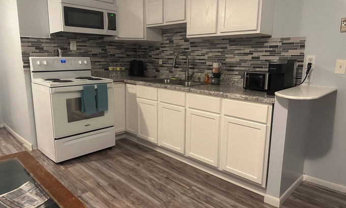 Red Lake Falls Apartment | 1 Bdrm apartment in RLF. River walking trail and great views