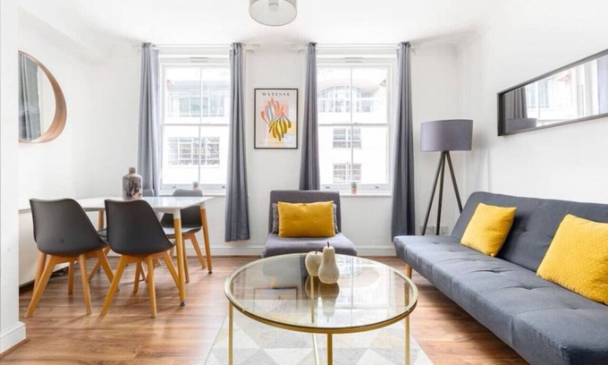 Spitalfields Apartment | 1 Bed Flat on Vibrant Brick Lane
