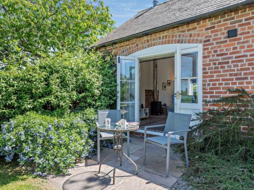 Hopton Castle House | 1 Bed in Ludlow 54926