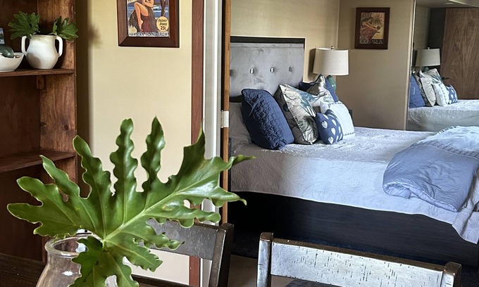 Kailua Apartment | 1 Bedroom AC Modern 5 Min Walk Beach