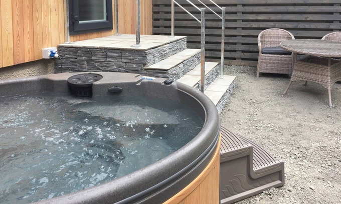 Allithwaite Ski Chalet | 1 bedroom accommodation in Allithwaite