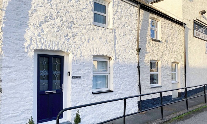 Llanrhystud Cottage | 1 bedroom accommodation in Llanrhystud