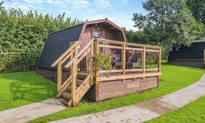 Ammanford Cottage | 1 bedroom accommodation in Llandyfan, Ammanford