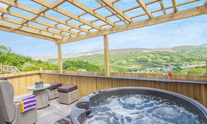 Ammanford Cottage | 1 bedroom accommodation in Ammanford
