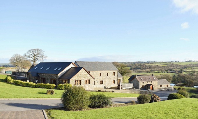Felinfach Cottage | 1 bedroom accommodation in Mydroilyn, near Aberaeron