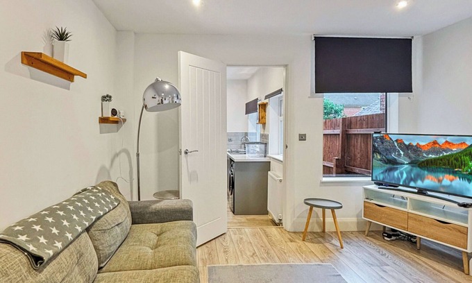 Grantham Cottage | 1 bedroom accommodation in Grantham