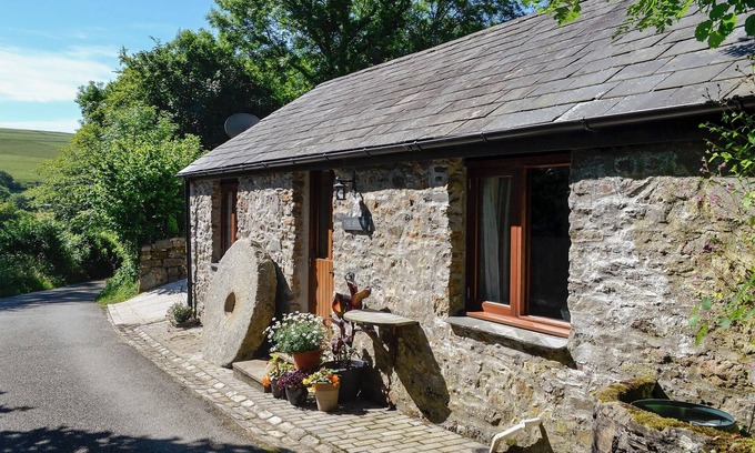 Mary Tavy Cottage | 1 bedroom accommodation in Brentor, near Tavistock