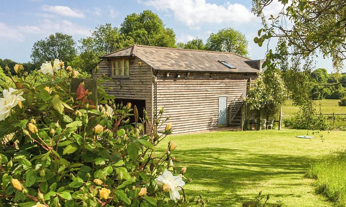 Bilting Cottage | 1 bedroom accommodation in Brook, near Wye