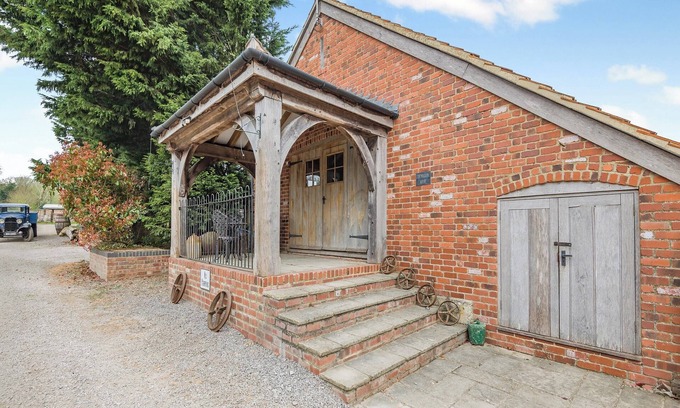 Blaisdon Cottage | 1 bedroom accommodation in Arlingham, near Frampton-on-Severn