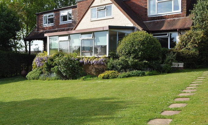 Findon Cottage | 1 bedroom accommodation in Findon, near Worthing