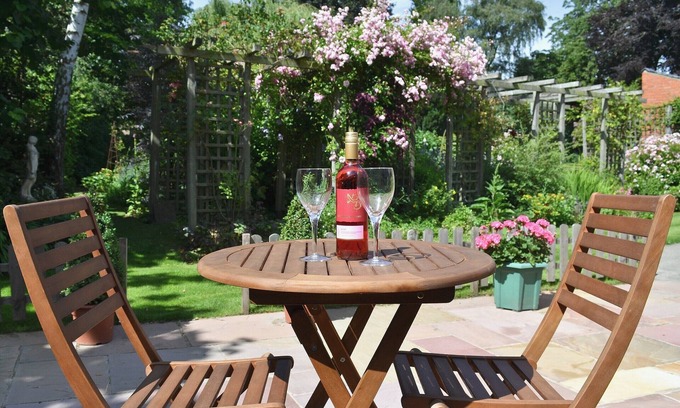 Saxilby Cottage | 1 bedroom accommodation in Saxilby, near Lincoln