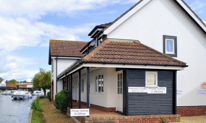 Wroxham Cottage | 1 bedroom accommodation in Wroxham