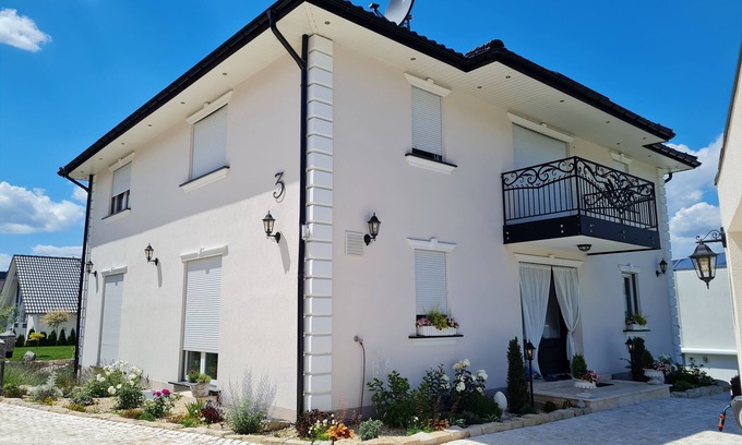Cleebronn Apartment | 1 Bedroom Apartment in Cleebronn