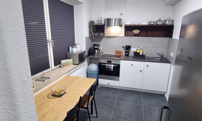 Mitte Apartment | 1-Bedroom Apartment near Steintor & Goethestraße