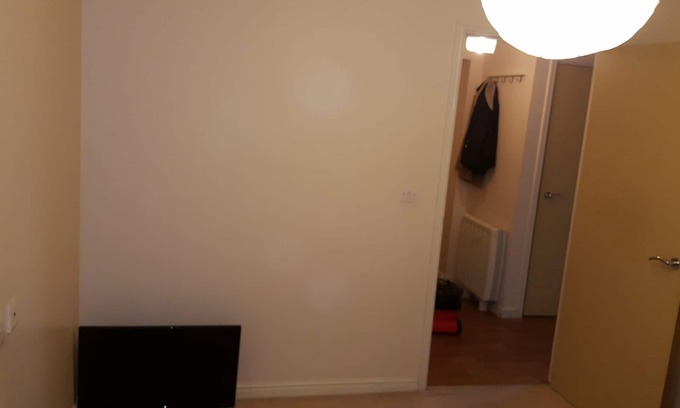 Grays Apartment | 1 BEDROOM AVAILABLE IN A 2 BED FLAT
