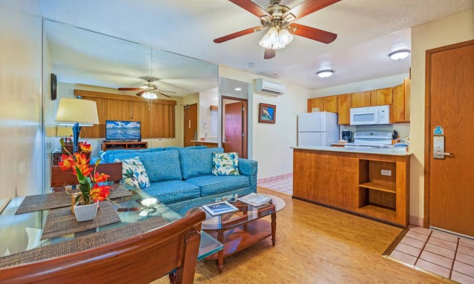 Napili-Honokowai Condo | 1-Bedroom Condo near Kahana Beach | Pool + Hot Tub