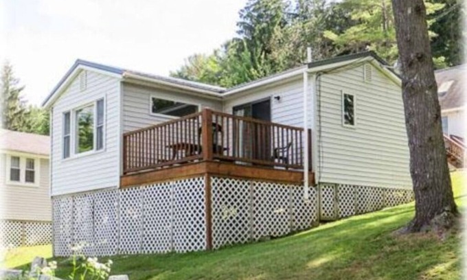 Cooperstown - Otsego Lake Cottage | 1 bedroom Cottage with unobstructed views of Otsego Lake