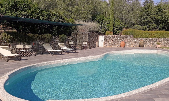 Saturnana Cottage | 1 bedroom cottage with pool and lovely garden near restaurant