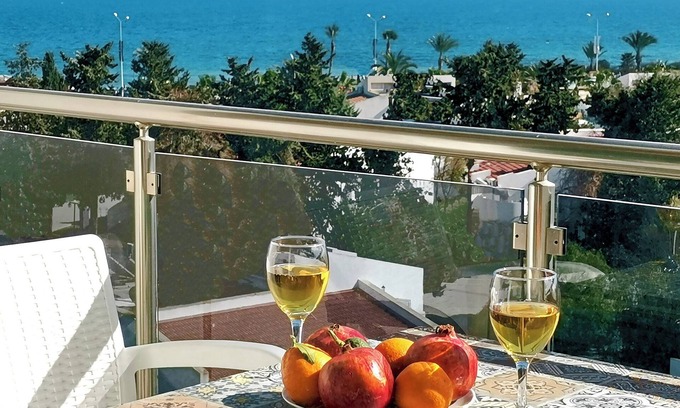 Trikomo Apartment | 1 BEDROOM FLAT WITH PANORAMIC SEAVIEW, 200 METERS TO SANDY LONG BEACH