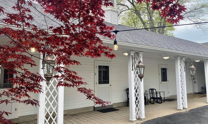 Sandusky Cabin | 1-bedroom guestroom, 14 minutes to Kalahari Waterpark Resort