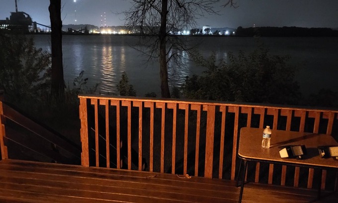 East Moline House | 1-bedroom house w/Cabin Interior on the Mississippi River.Campbells Island