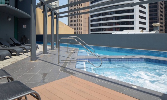 Brisbane Central Business District Apartment | 1 Bedroom Studio Apartment near Eagle Street