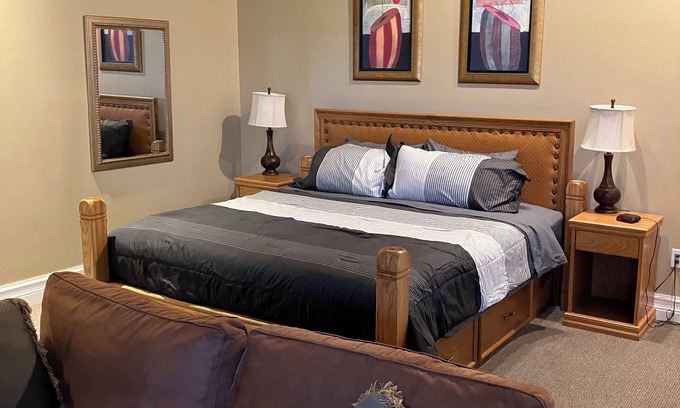 Camlachie Apartment | 1 Bedroom Suite @ Sawmill Creek Golf Resort