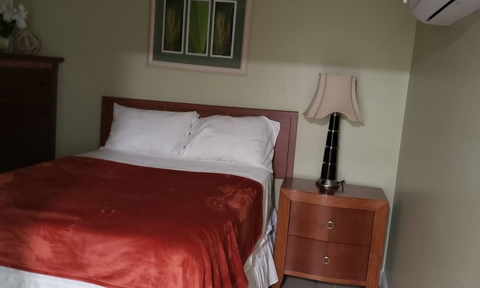 Winter Park House | 1-bedroom vacation home just 12 minutes from University of Central Florida
