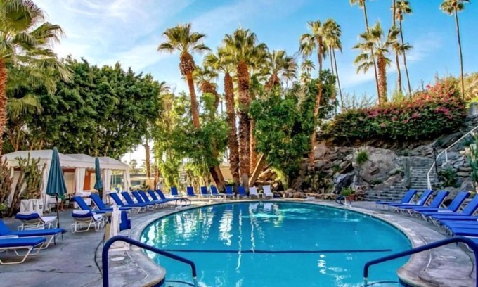 Historic Tennis Club Condo | 1-BR Condo near Palm Canyon Drive | Pools + Spa