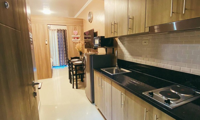 Highway Hills Condo | 1 BR Furnished Condo in Mandaluyong @Fame 3 -2031
