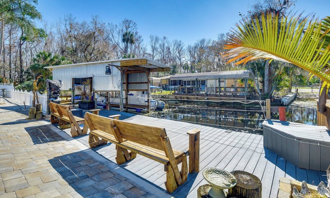 Astor House | < 1 Mi to Boat Ramp: Canal-Front Retreat in Astor!
