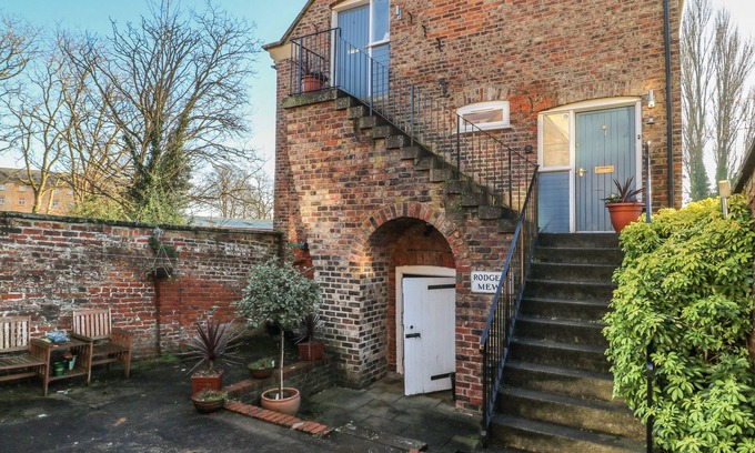 Malton Cottage | 1 Rodgers Mews