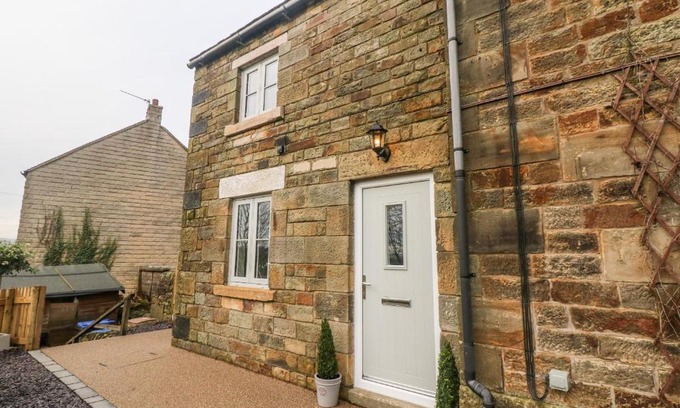 Longnor House | 1 Town Head
