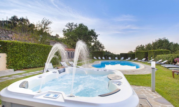 Colli di Fontanelle Villa | 10 Bedrooms, 10 Bathrooms Villa with Pool, Garden and Sea View
