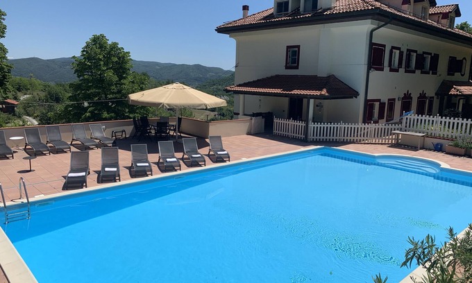 Cairo Montenotte Villa | 10-bedroom villa and estate with pool and tennis court near Mediterranean coast