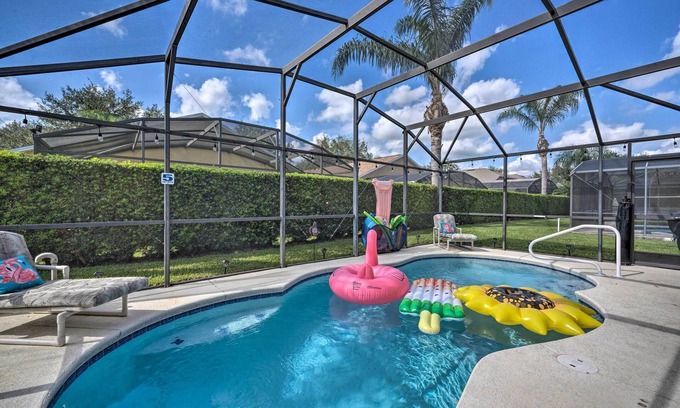 Silver Creek House | 10 Mi to Disney + Heated Pool: Florida Abode!