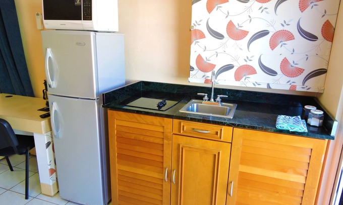 Santa Cruz Apartment | 10 min driving Down town,beaches, Arikok Park