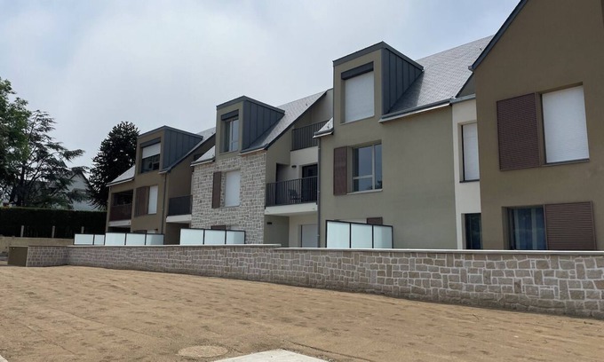 Le Rosais-La Flourie Apartment | 10 minutes from the sea! Studio with parking in St Malo!