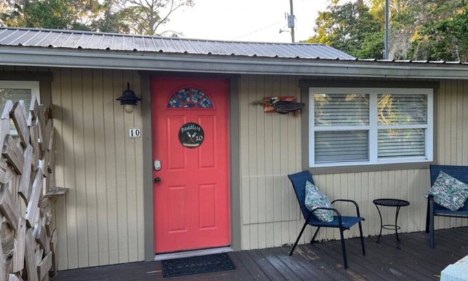 Inglis Cabin | 10) Paddler's Cottage