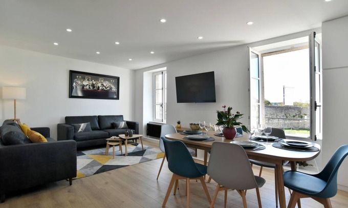 Dinan Apartment | 100 m² Apartment ∙ 3 bedrooms ∙ 8 guests