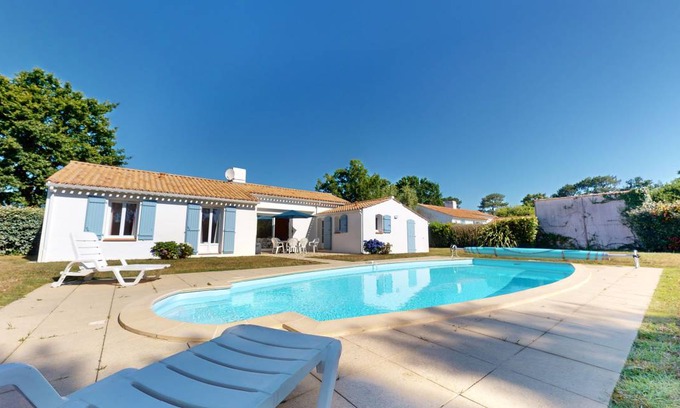 L'Aiguillon-sur-Vie Villa | 100 m² Villa ∙ 3 bedrooms ∙ 6 guests