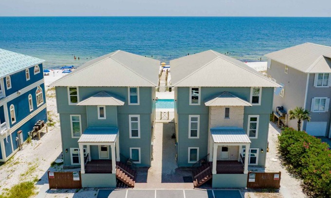 Orange Beach House | 1003 m² House ∙ 14 bedrooms ∙ 56 guests
