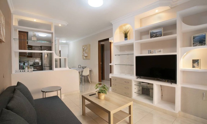 Playa San Juan Apartment | 101 m² Apartment ∙ 3 bedrooms ∙ 6 guests