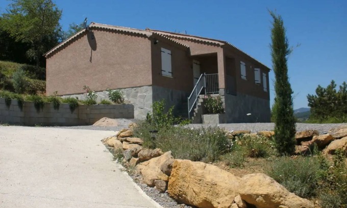 Chassagnes House | 105 m² House ∙ 3 bedrooms ∙ 6 guests
