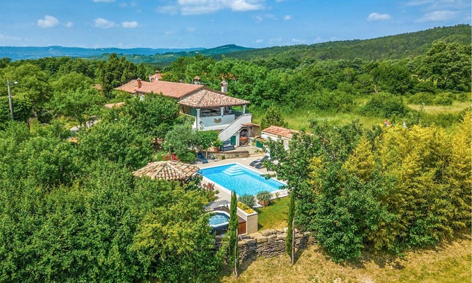 Krsan House | 106 m² Maisonette ∙ 3 bedrooms ∙ 6 guests