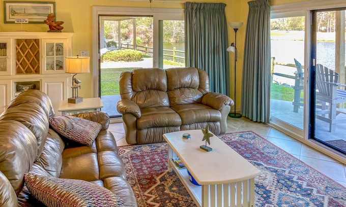 Sea Trail Condo | 107 m² Condo ∙ 2 bedrooms ∙ 6 guests