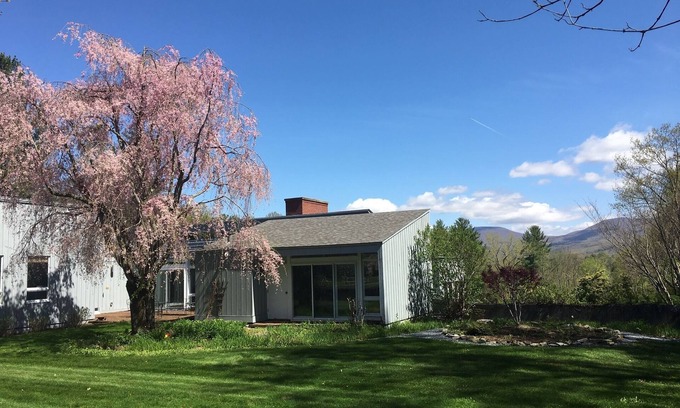 Williamstown House | 11 acre mid-century estate, newly renovated, seasonally available pool.